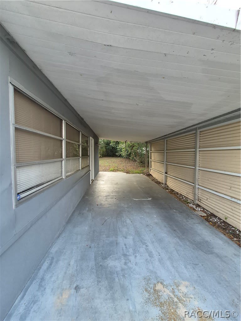 11 S Barbour Street – photo 3