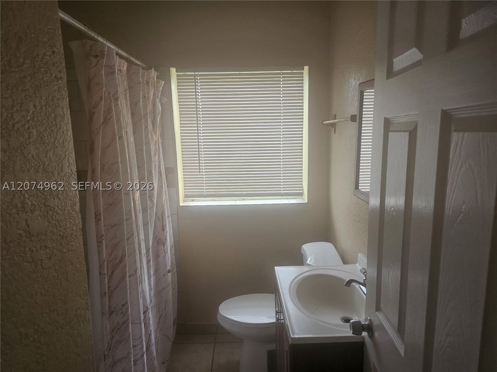 6112 SW 32nd St – photo 3