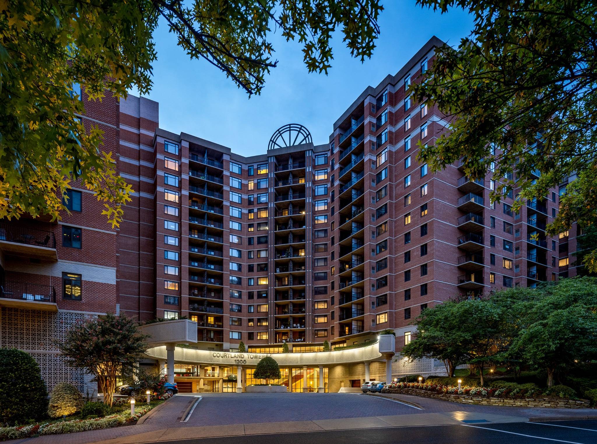 Courtland Towers – photo 1