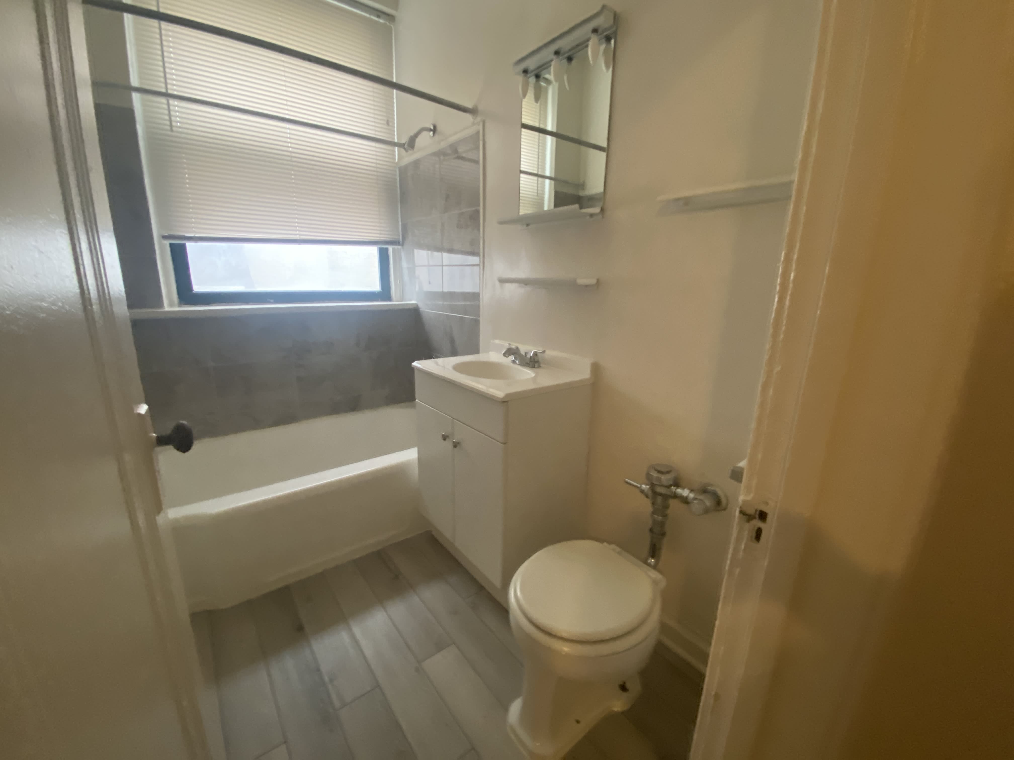 5120 S Harper Ave – photo 3