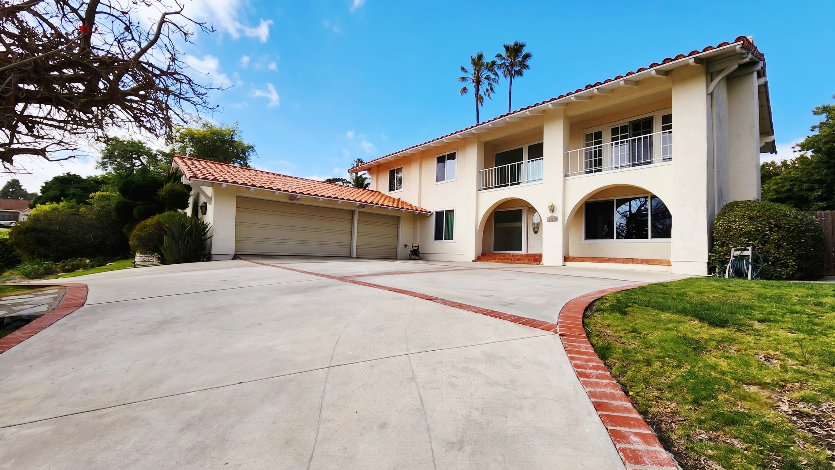 6327 Sattes Drive – photo 1