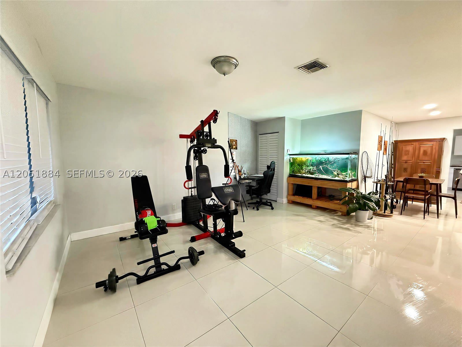 6362 Southgate Blvd – photo 4