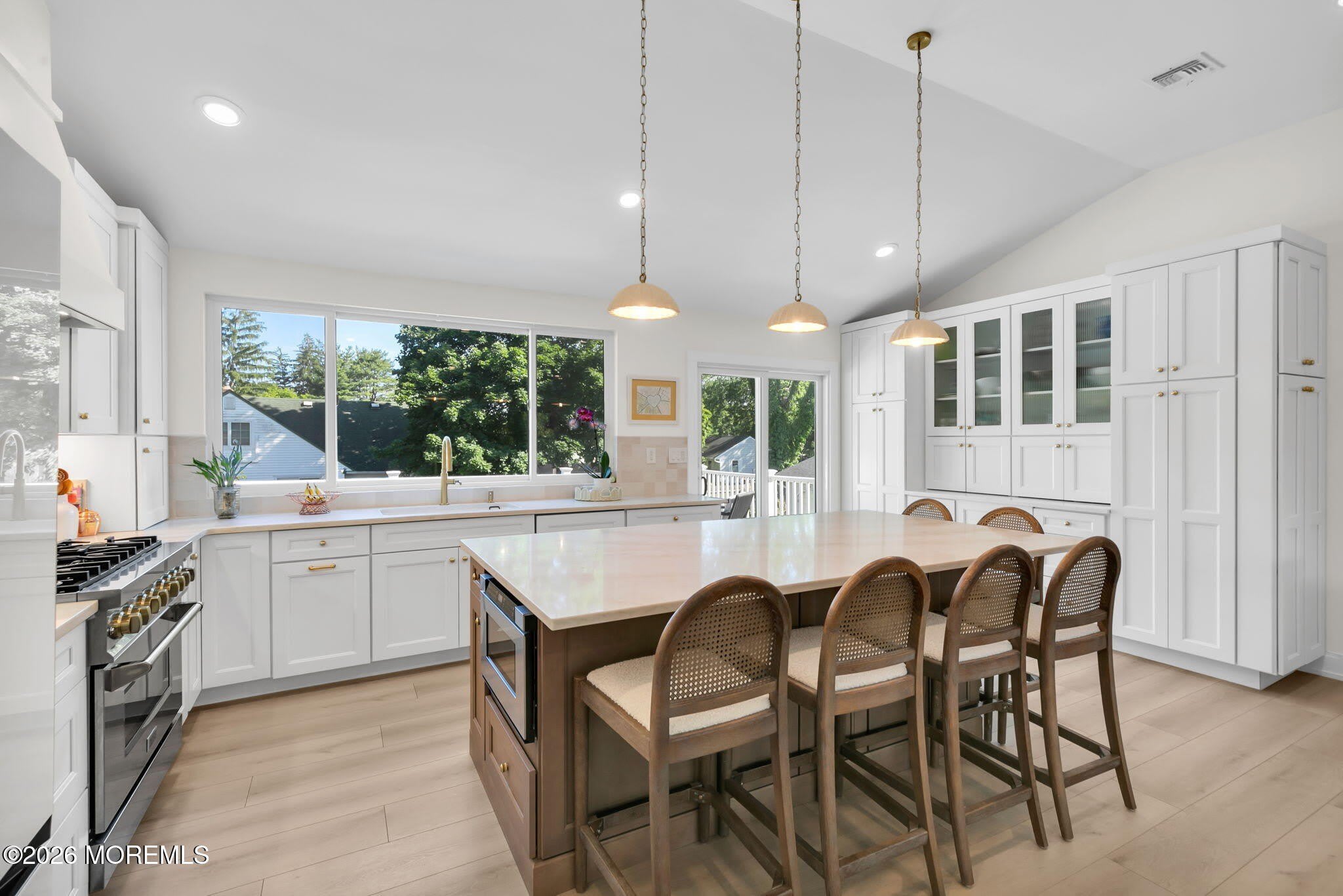 53 Field Avenue – photo 4