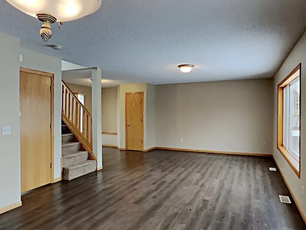 1312 Creekside Dr – photo 3