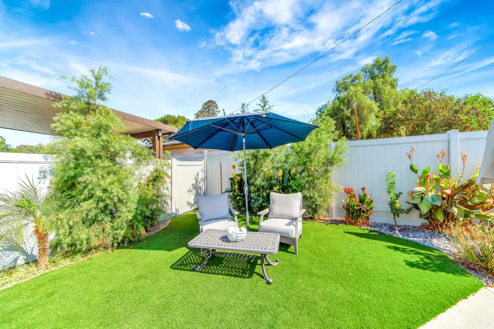 23354 Burbank Blvd – photo 1
