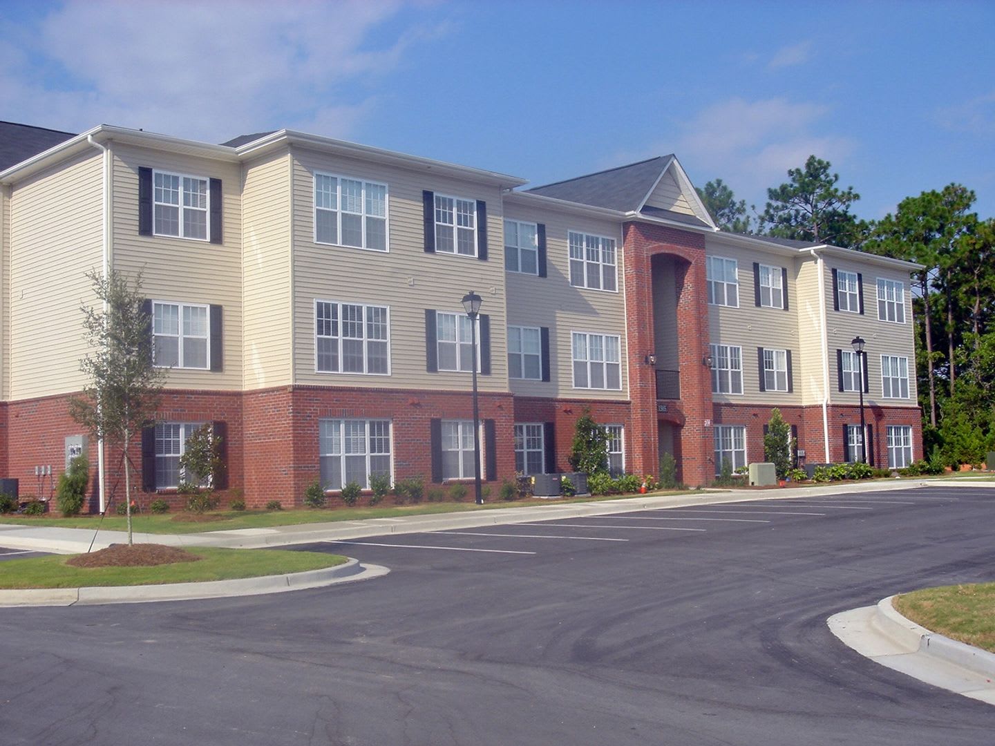 Bellingham Park 2 Bedroom Condo – photo 1