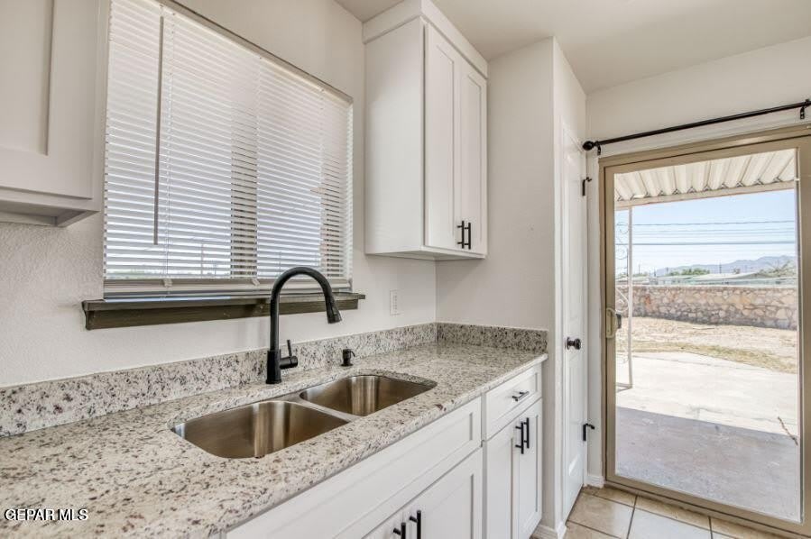 5700 EDINBURG Drive – photo 5
