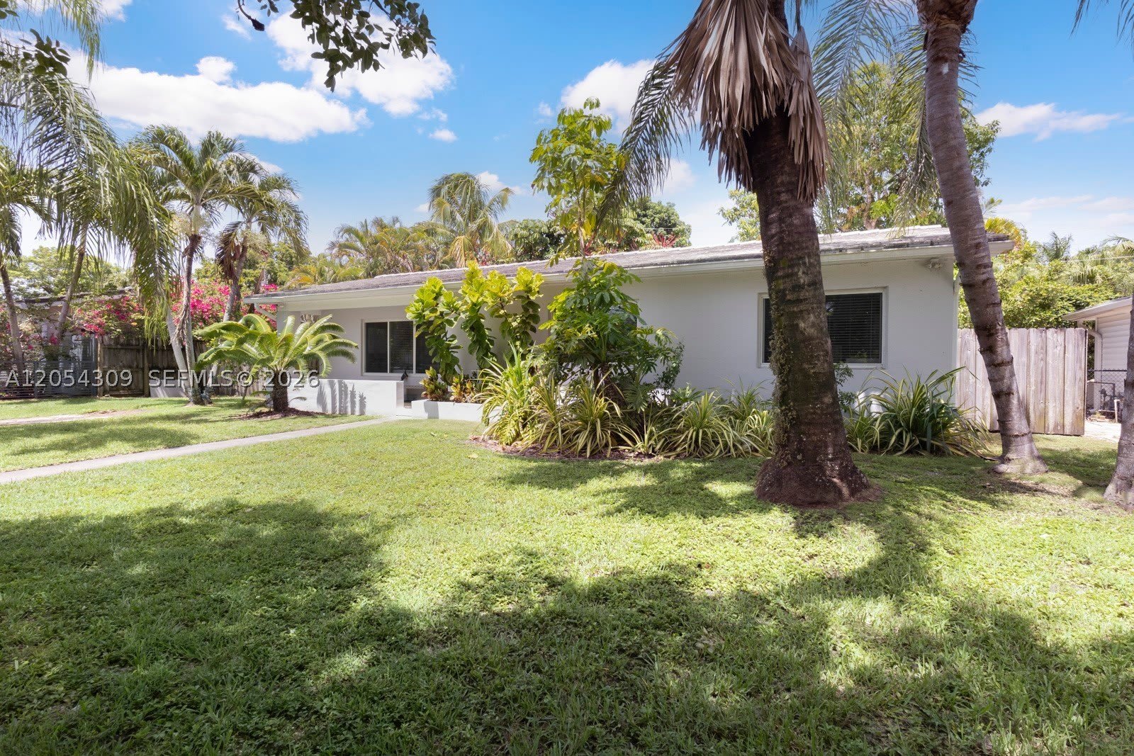 8315 SW 62nd Ct – photo 2