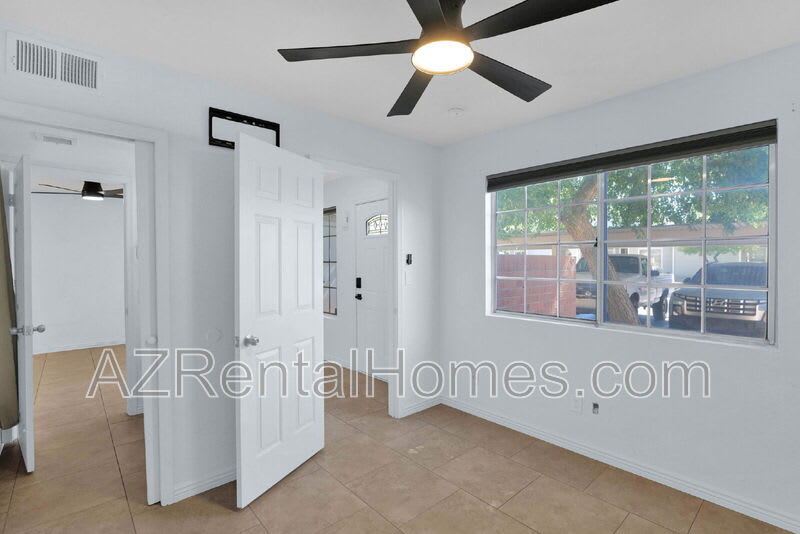 510 North Alma School Road – photo 4