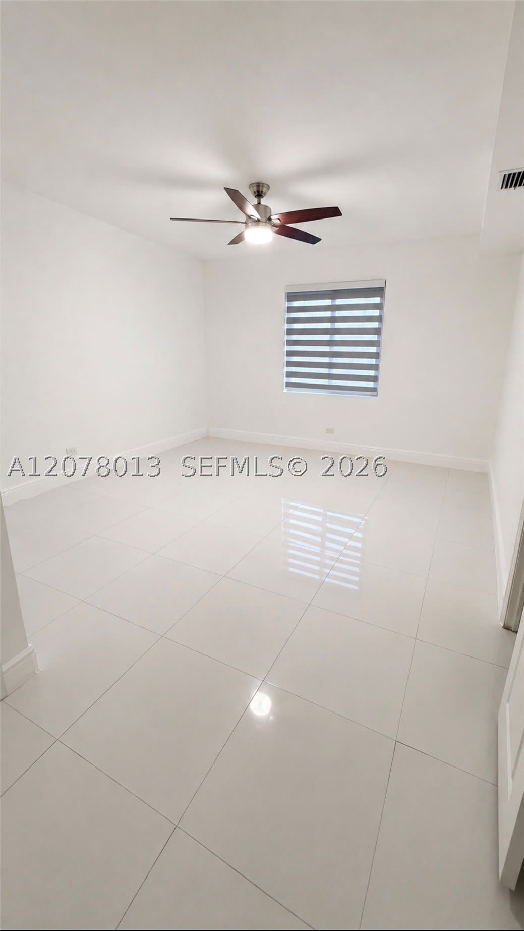 640 E 42nd St – photo 5