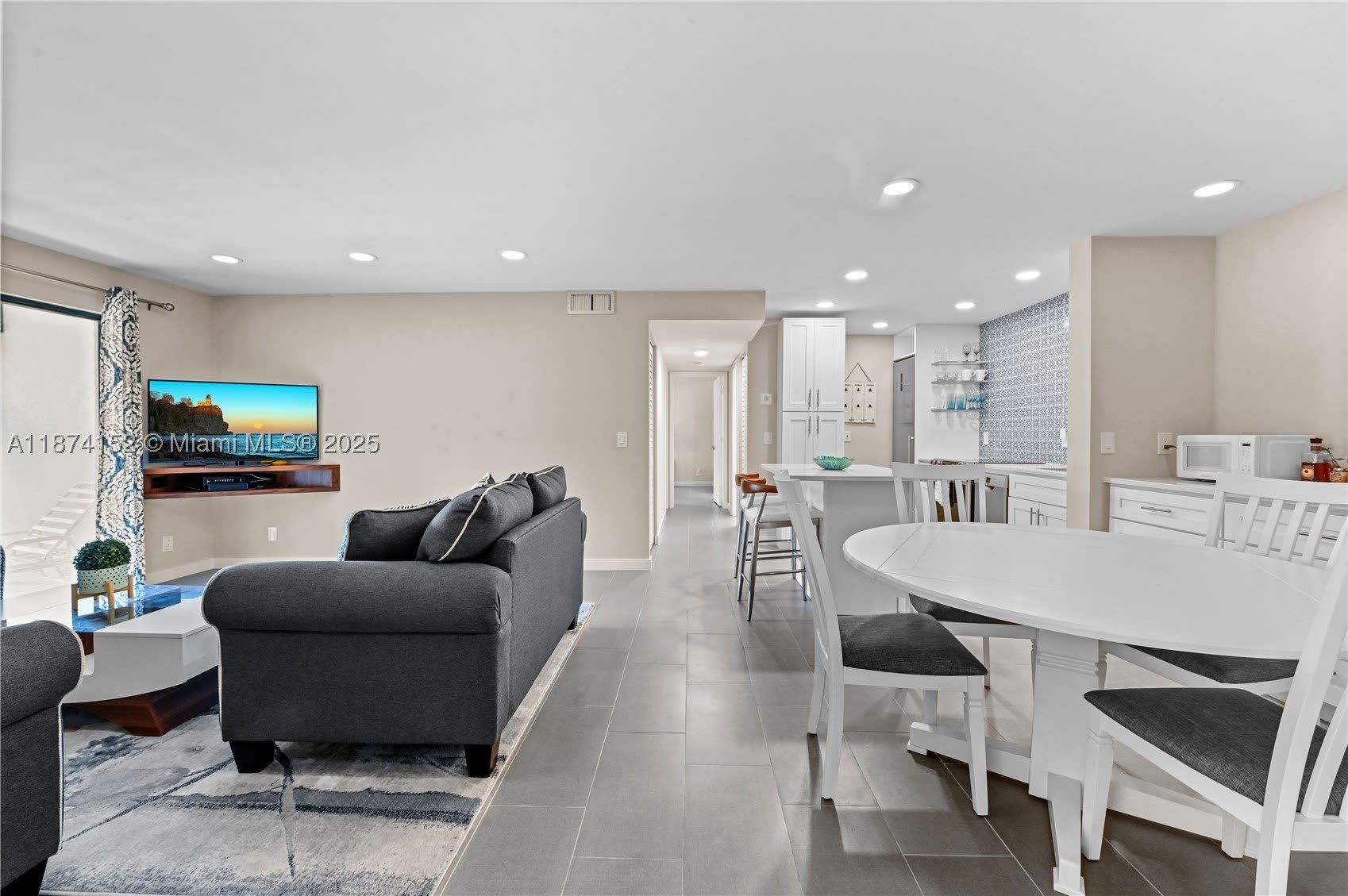 812 Sky Pine Way – photo 4