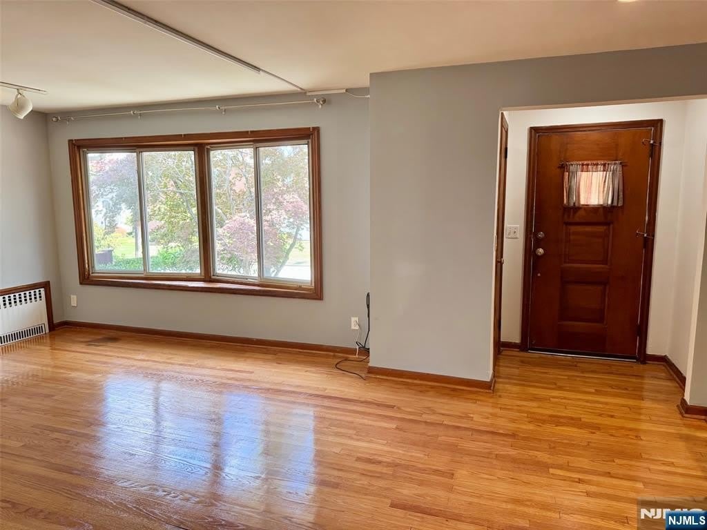 2465 Camner Street – photo 4