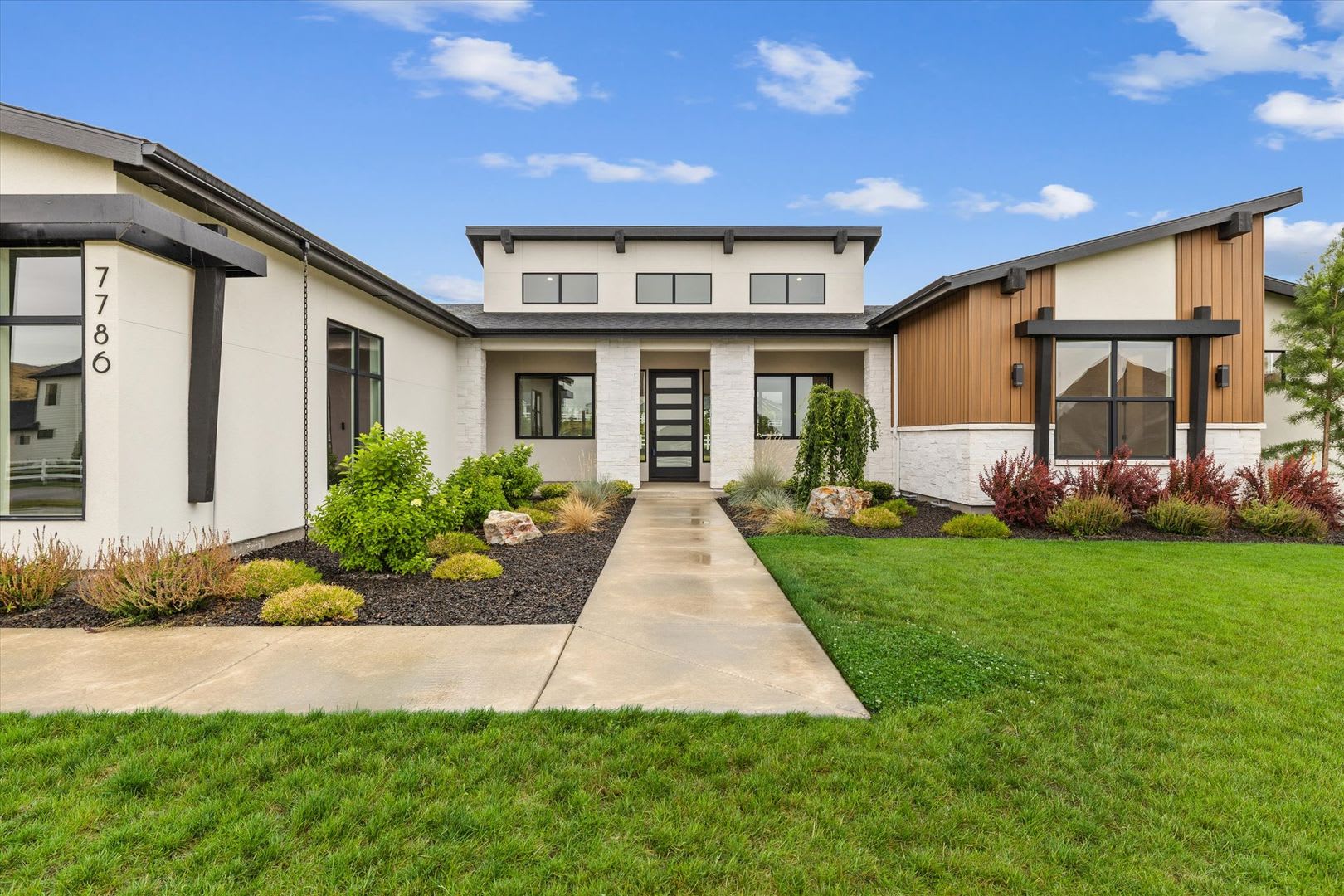 Luxury Rental – photo 4