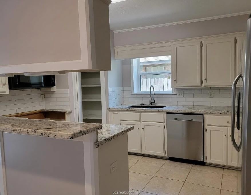 1100 Hardwood Lane – photo 2