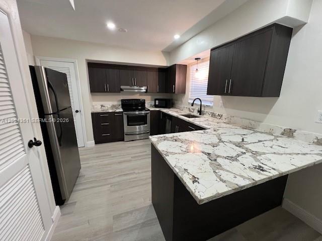 2502 Southwest 58th Avenue – photo 5