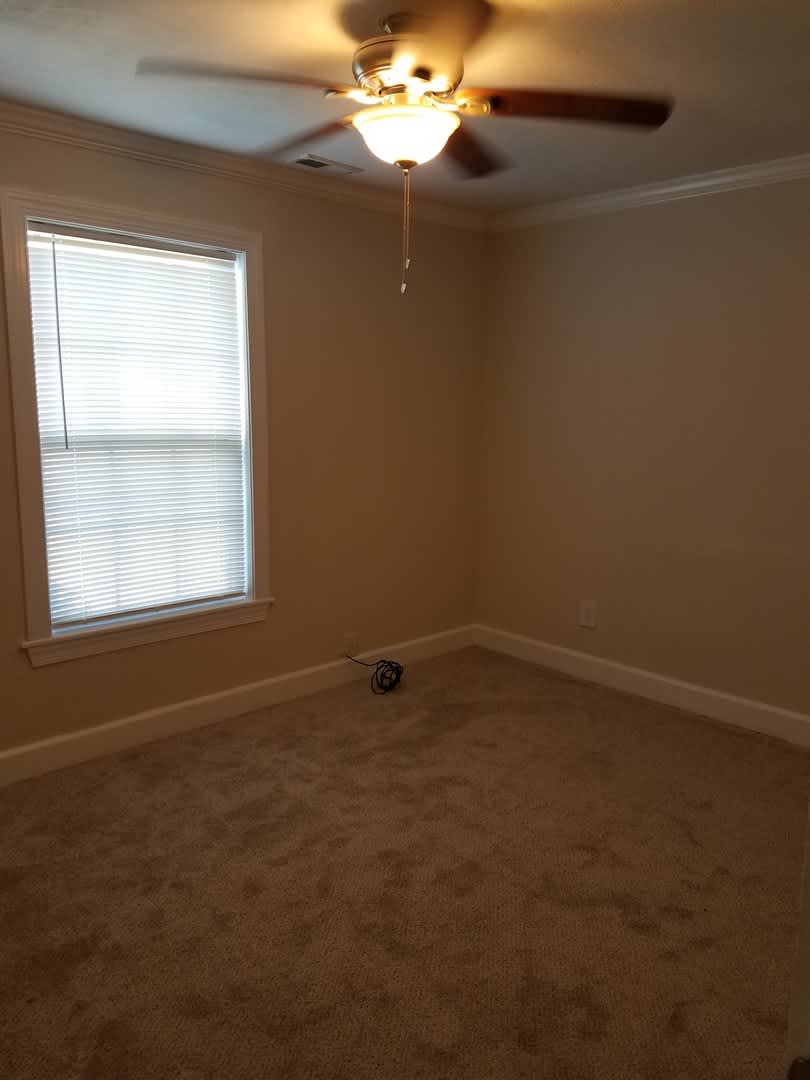 Lovely 2 BR home with Bonus Room – photo 4