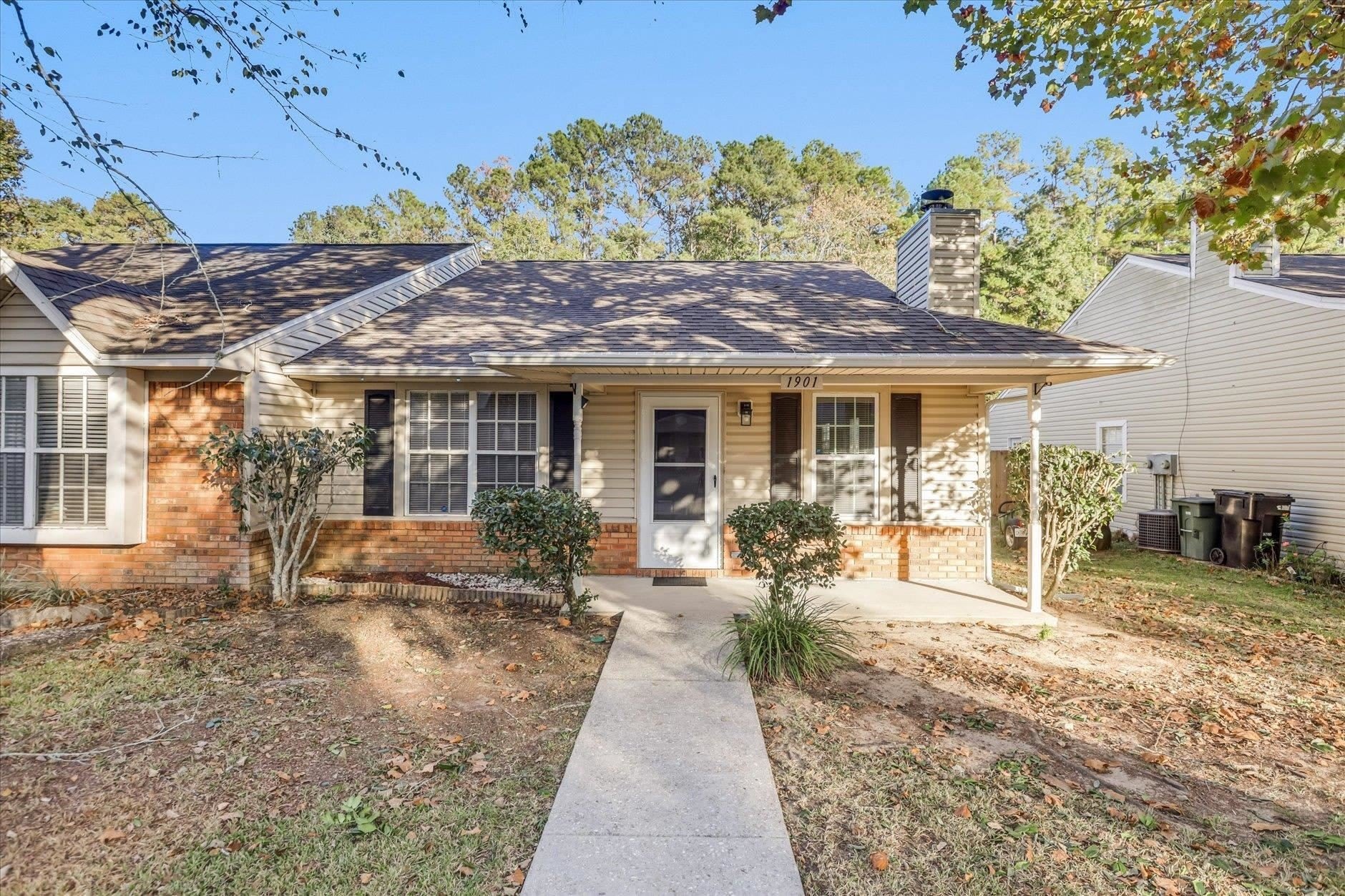 1901 Gina Drive – photo 2