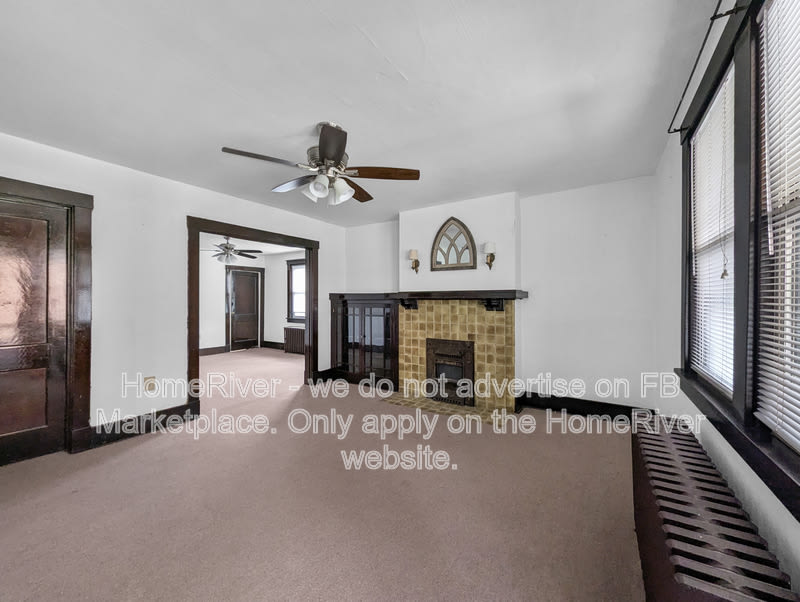 389 Gross St – photo 3