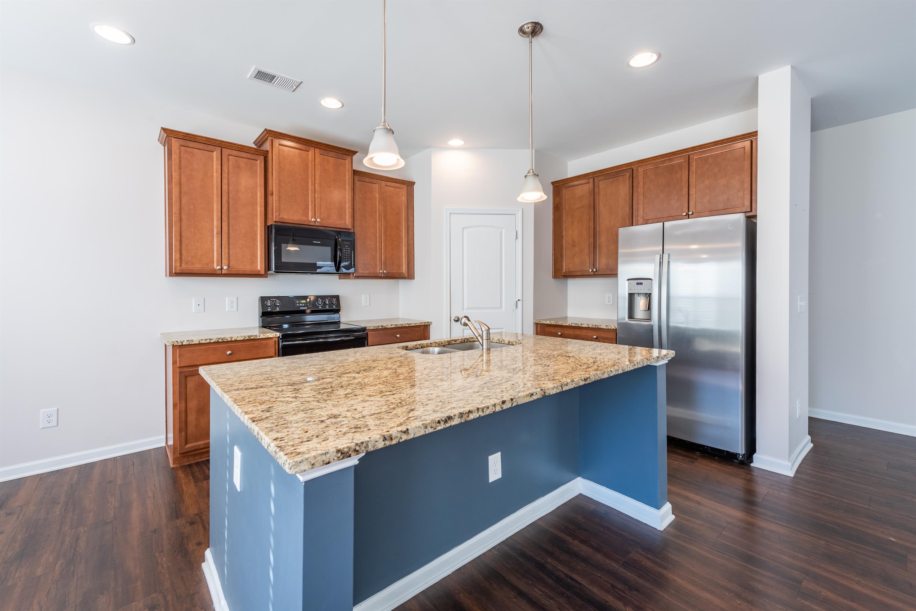 172 Renford Road – photo 2
