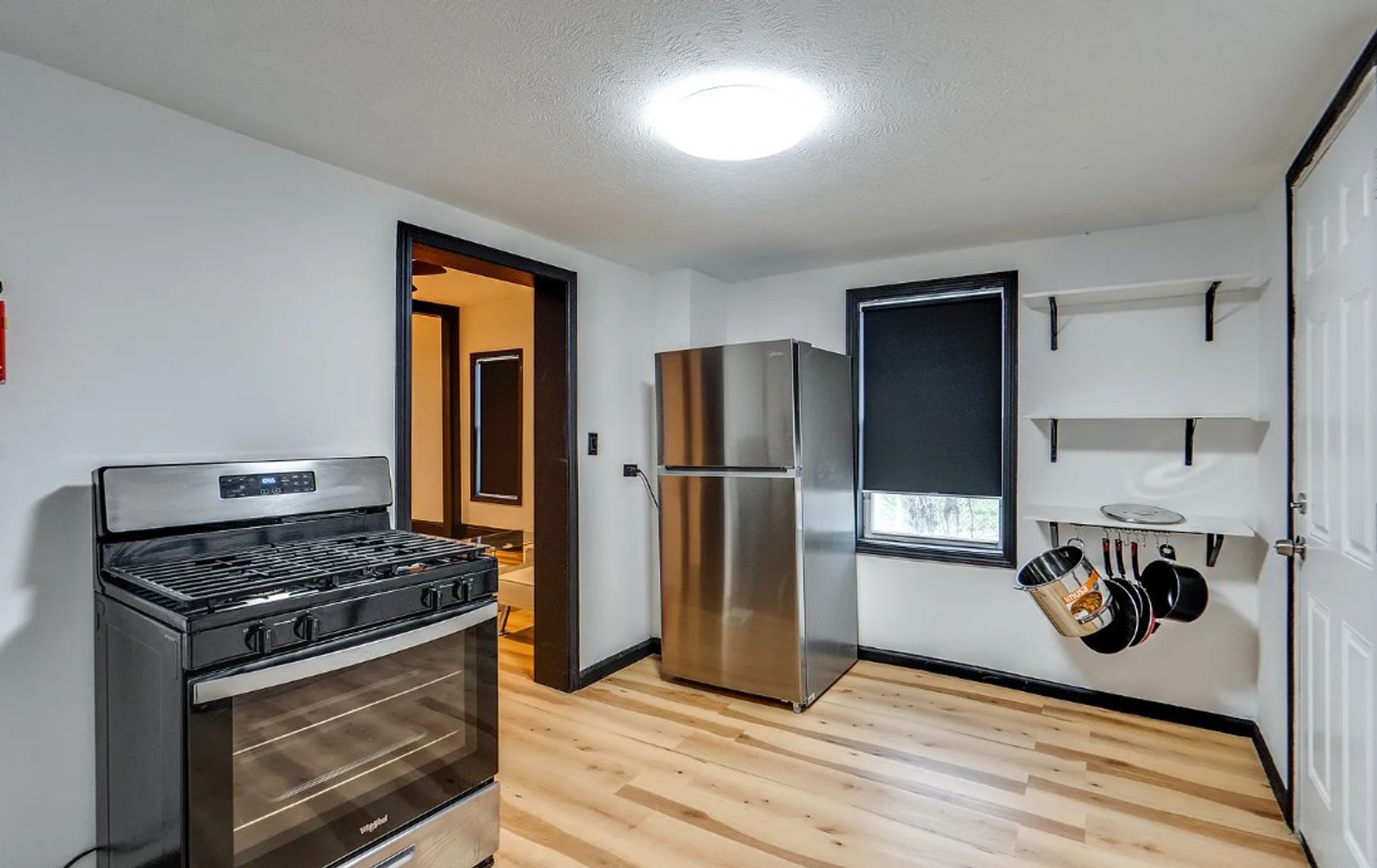 Newly Remodeled Four Bedroom – photo 3