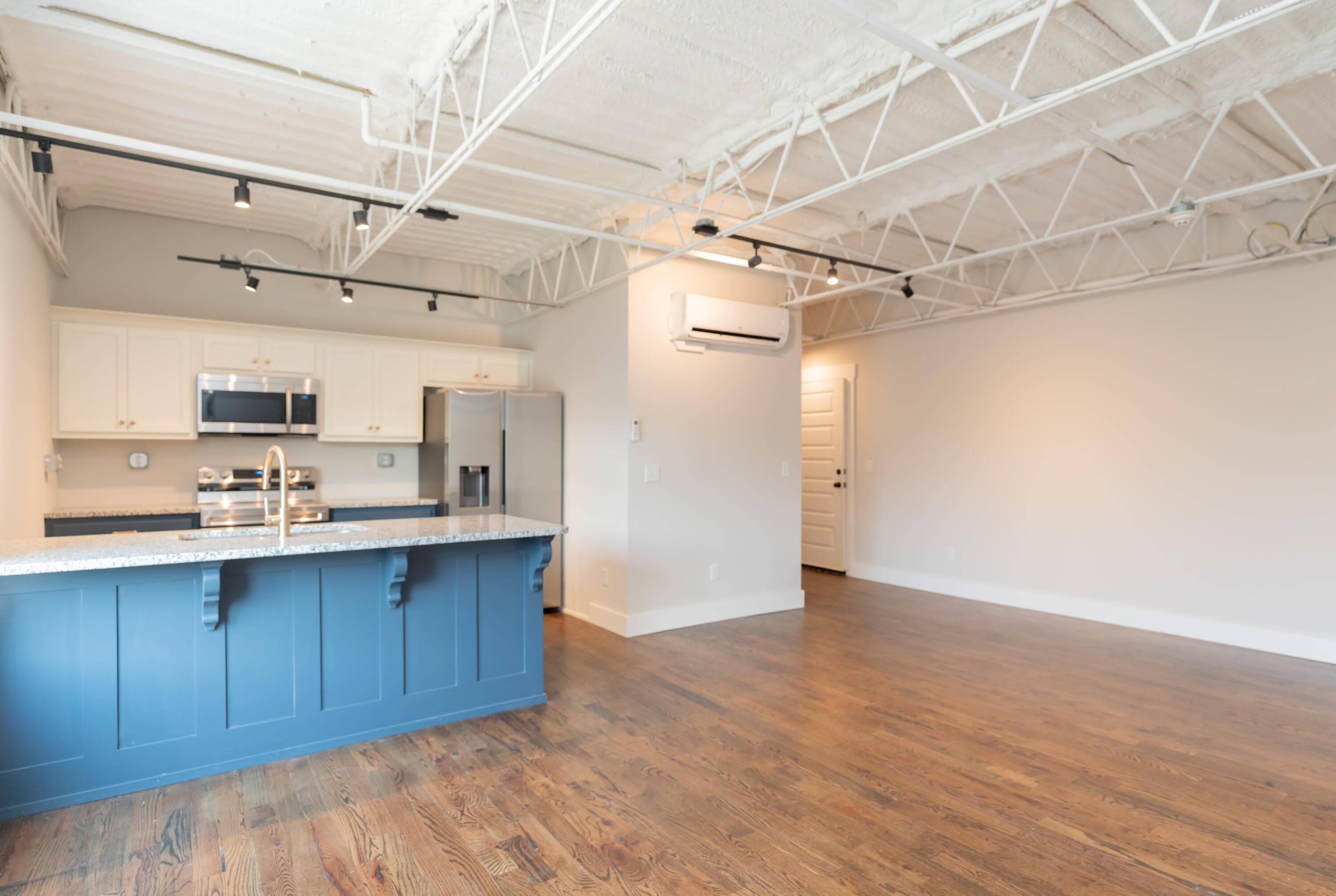 614 E Main Street – photo 3