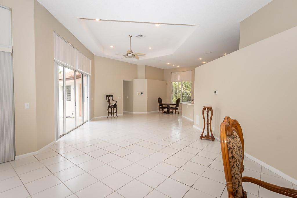 4968 Nw 106th Way – photo 2