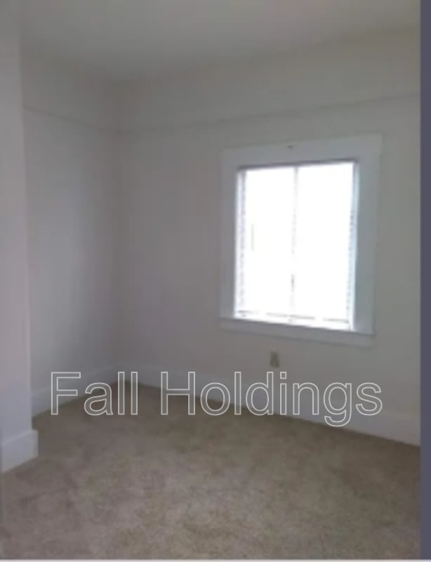 1438 Alcatraz Ave – photo 3