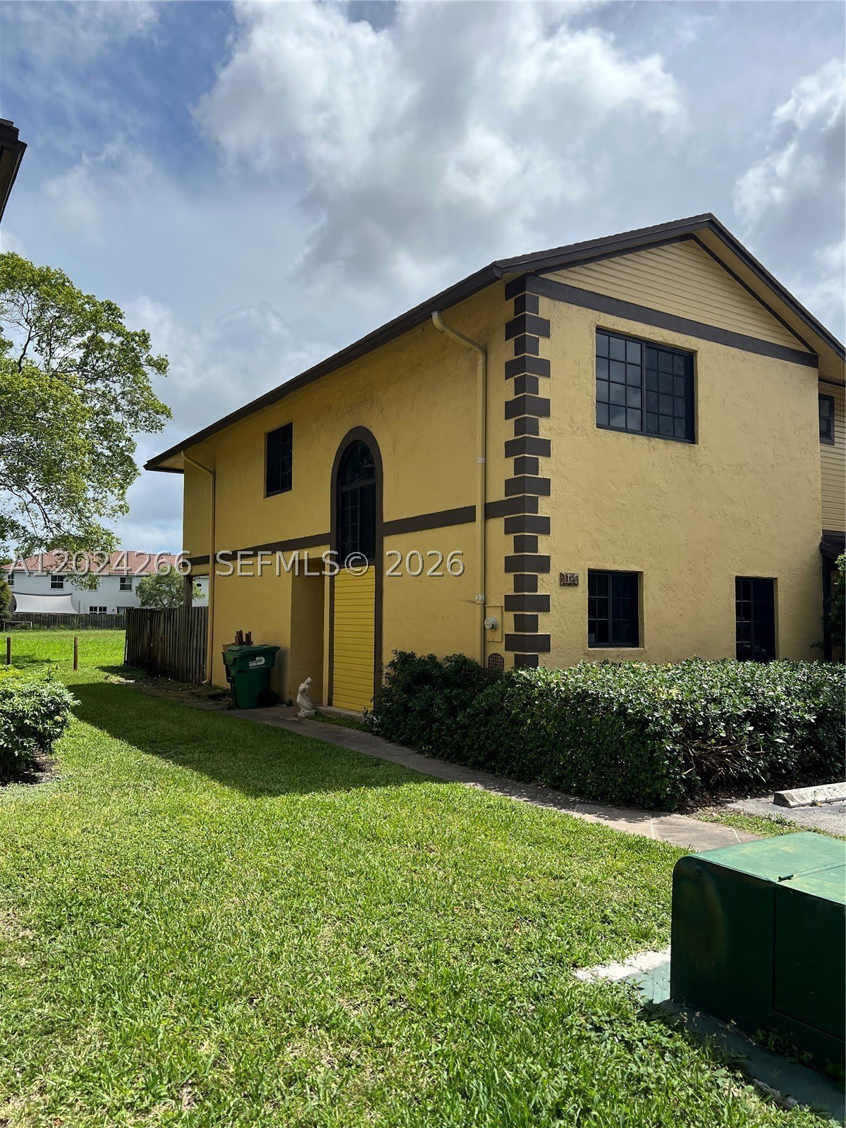 1126 Ne 209Th Ter – photo 4