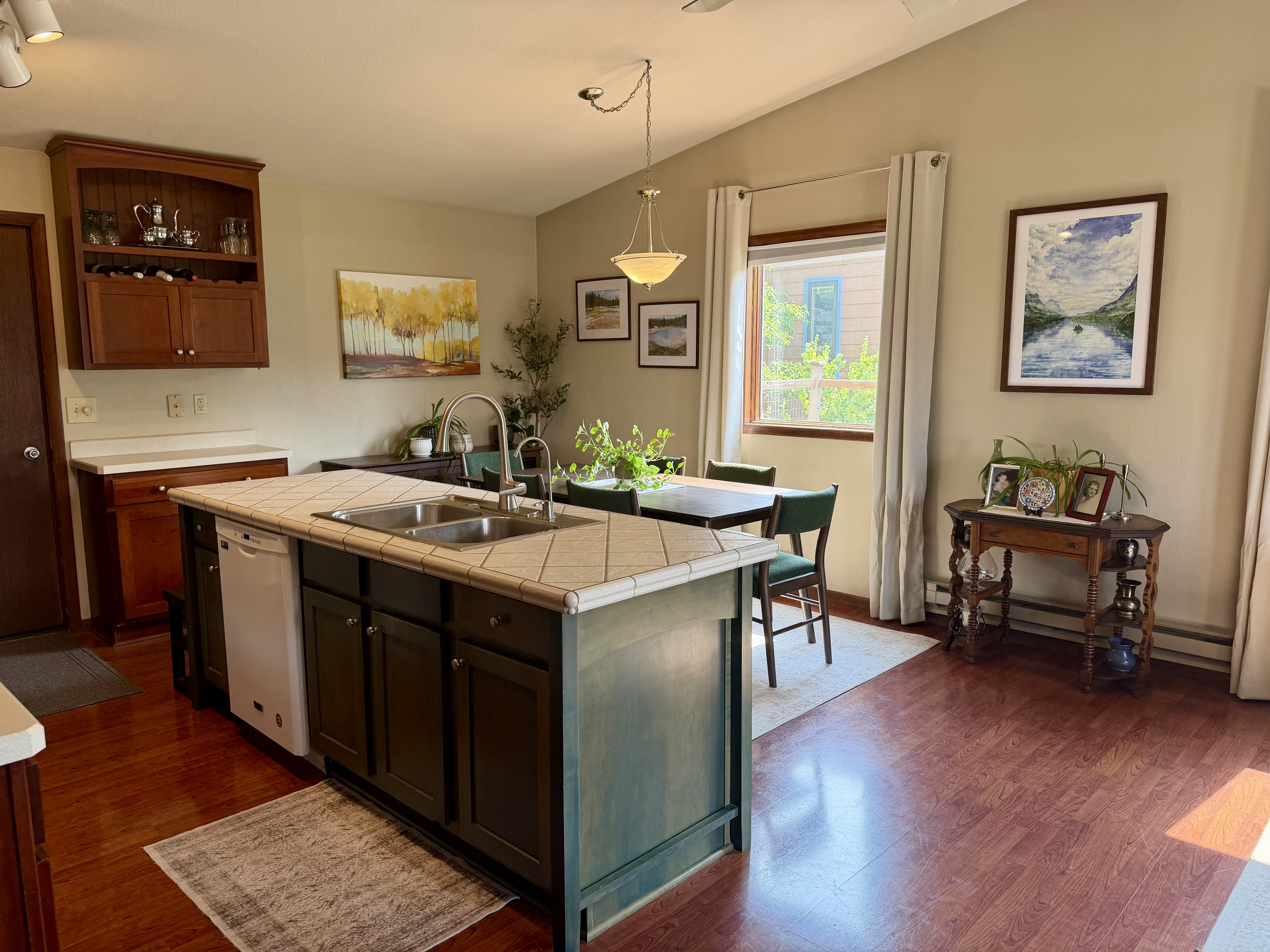 712 Redletter Street – photo 2