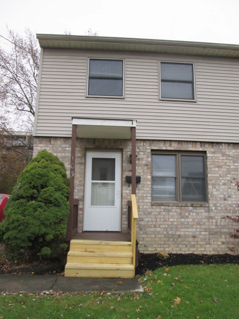 103 Hazel St – photo 2