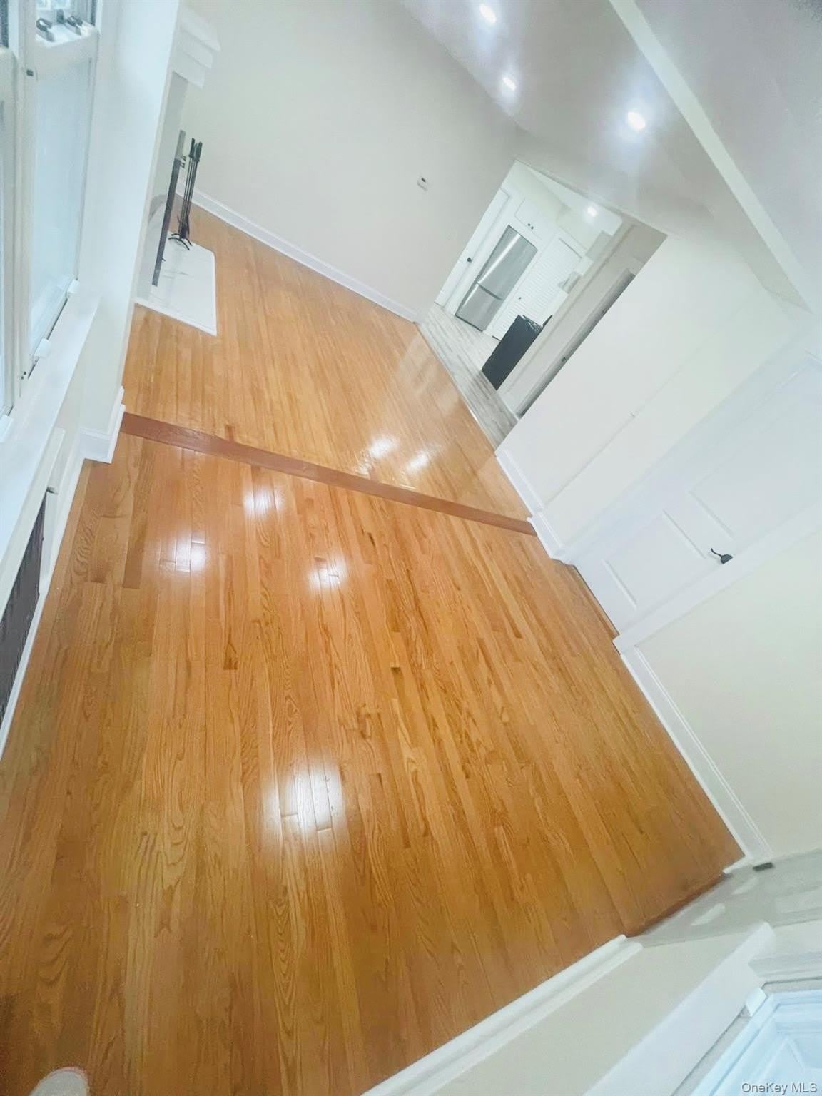 48 Lincoln Street – photo 2