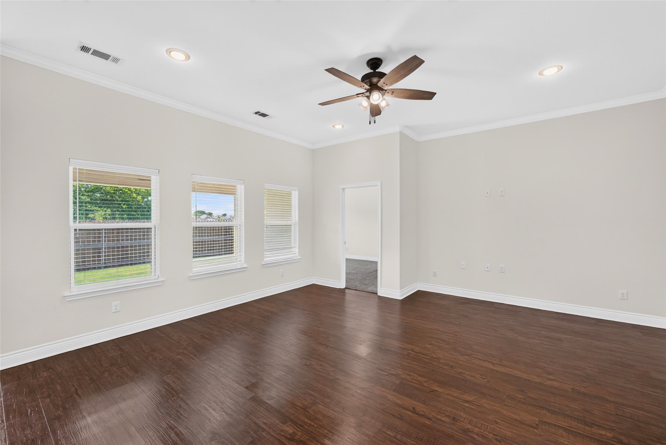 8504 Christie Lane – photo 5