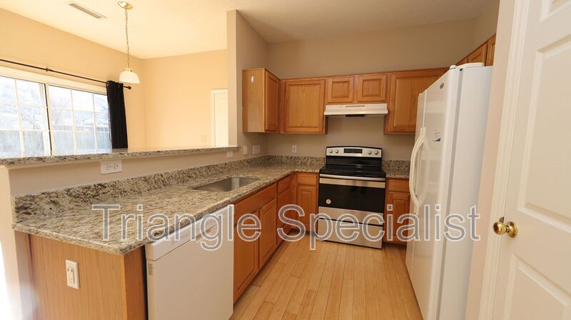 5305 Pitch Pine Court – photo 4