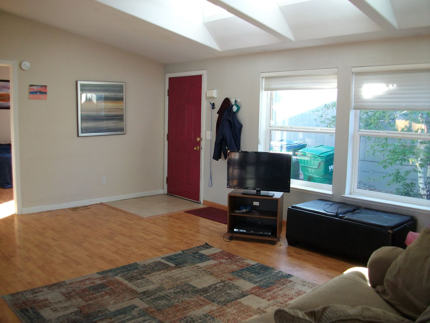Well maintained 3 bedroom, 2 bath, 2-car garage $2350.00 – photo 3
