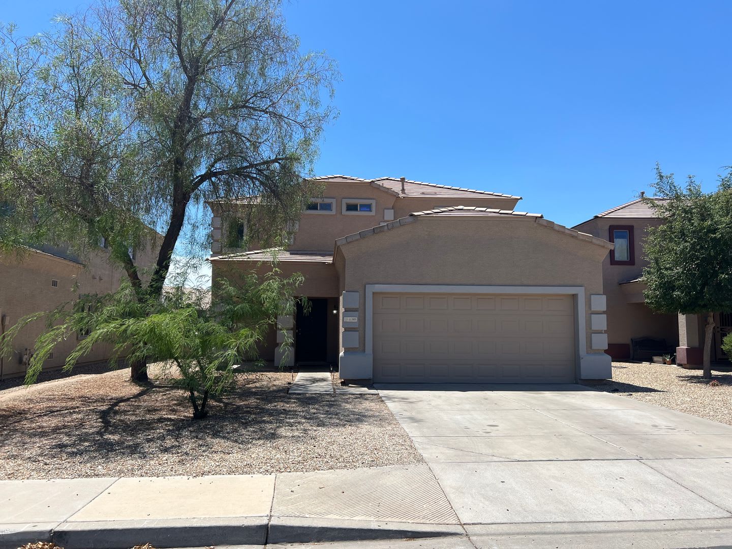 4 beds, 2.5 baths, 1,741 sqft – photo 1