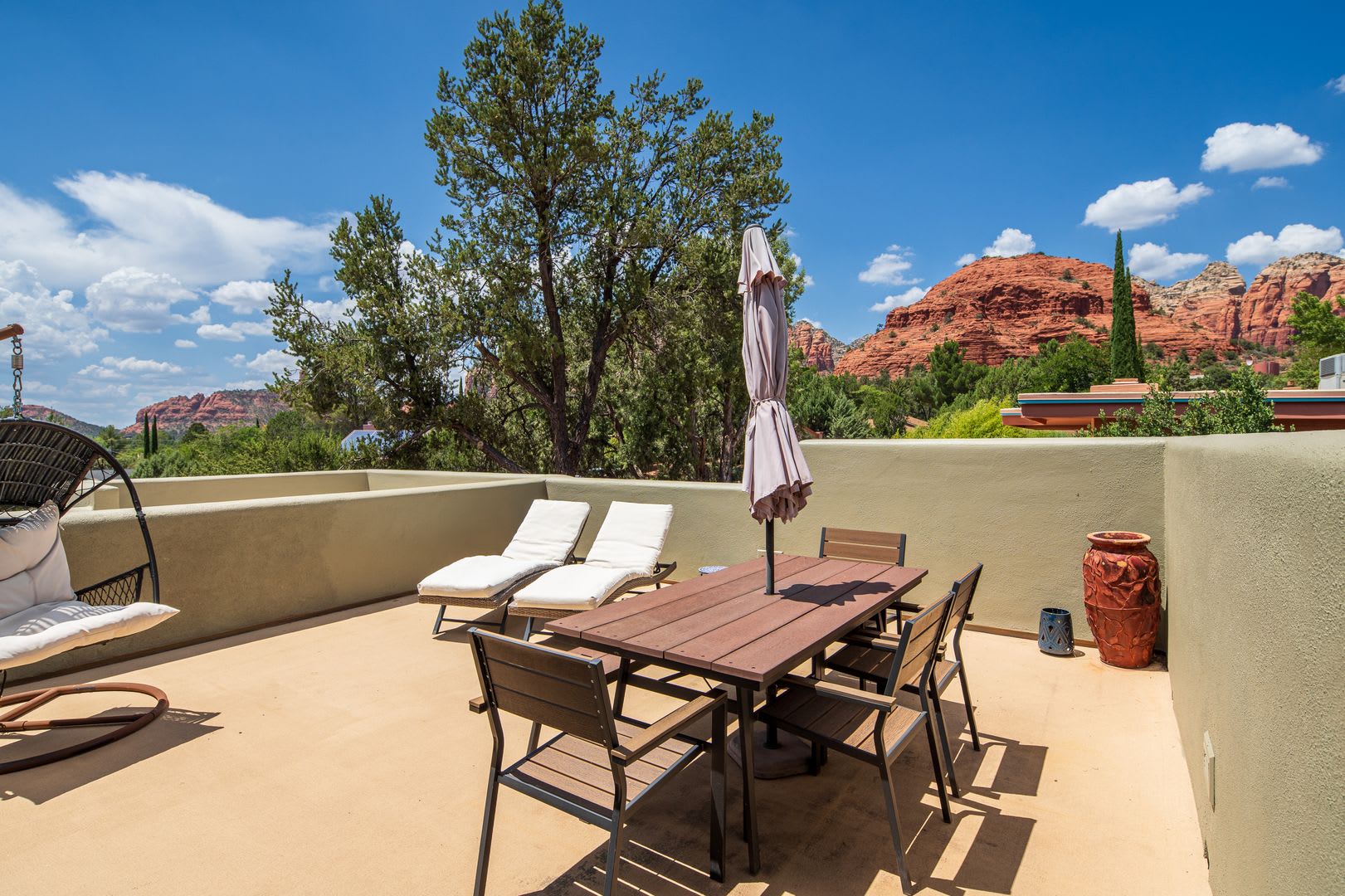 Stunning Views, Patio, Beautiful Contemporary Home! – photo 3