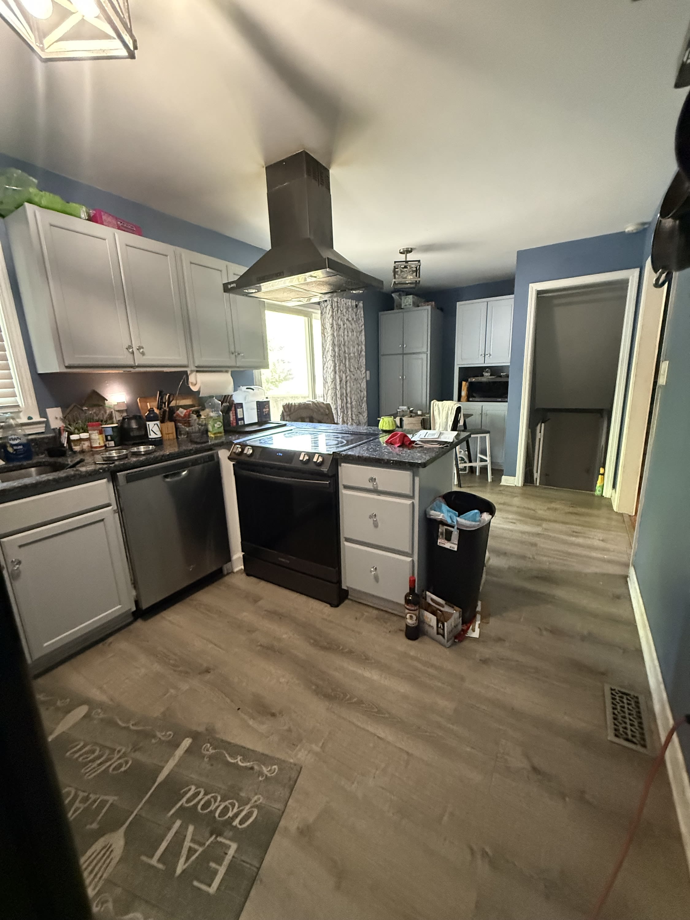 7010 Sorrell Lane – photo 5