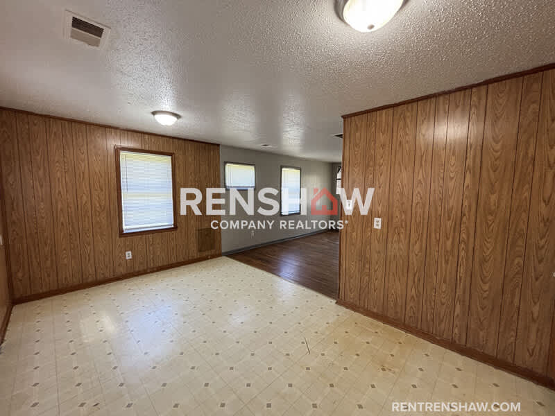 163 Navy Dr – photo 4