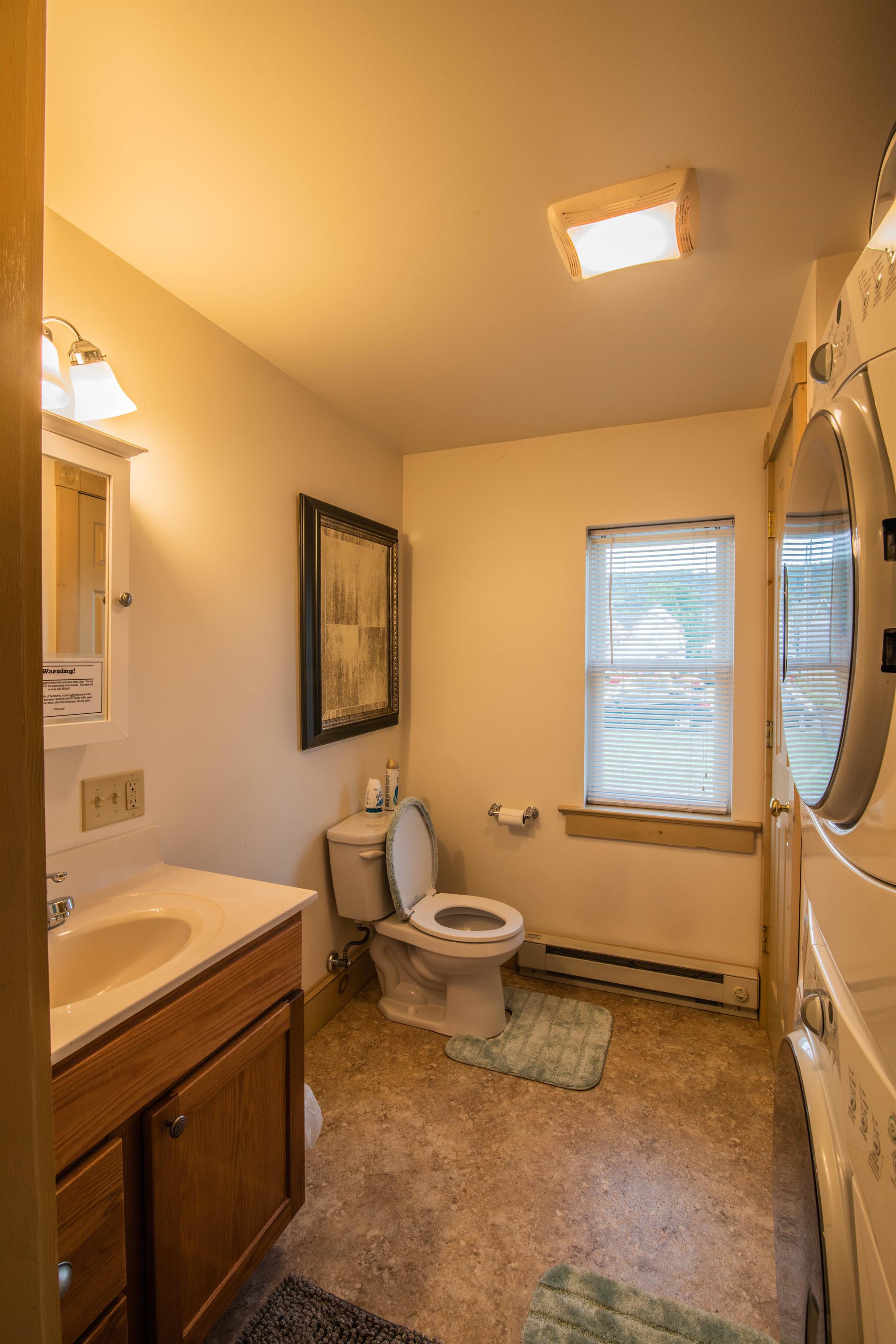1140 Memorial Avenue – photo 5