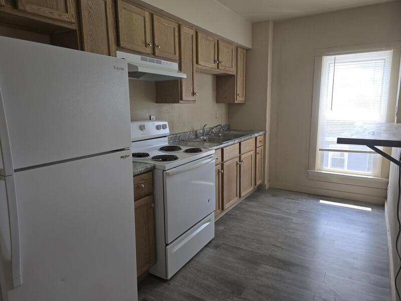 423 Draper Street – photo 3