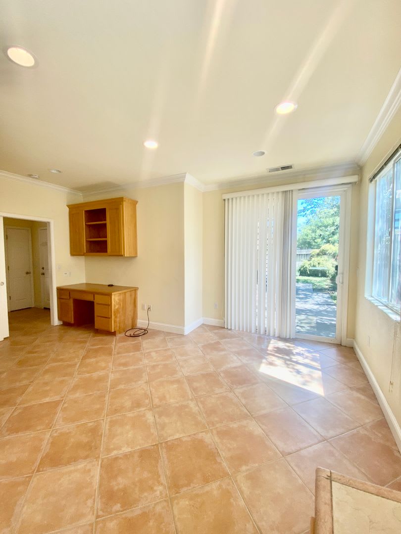 West Davis 5 Bedroom Home – photo 4