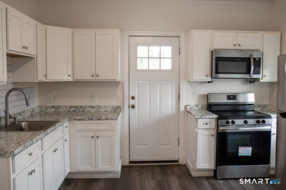 22 Brewster Street – photo 2