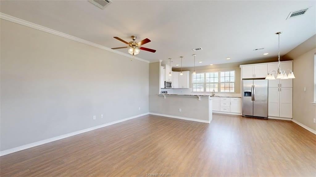 2027 Harvey Mitchell Parkway S – photo 4