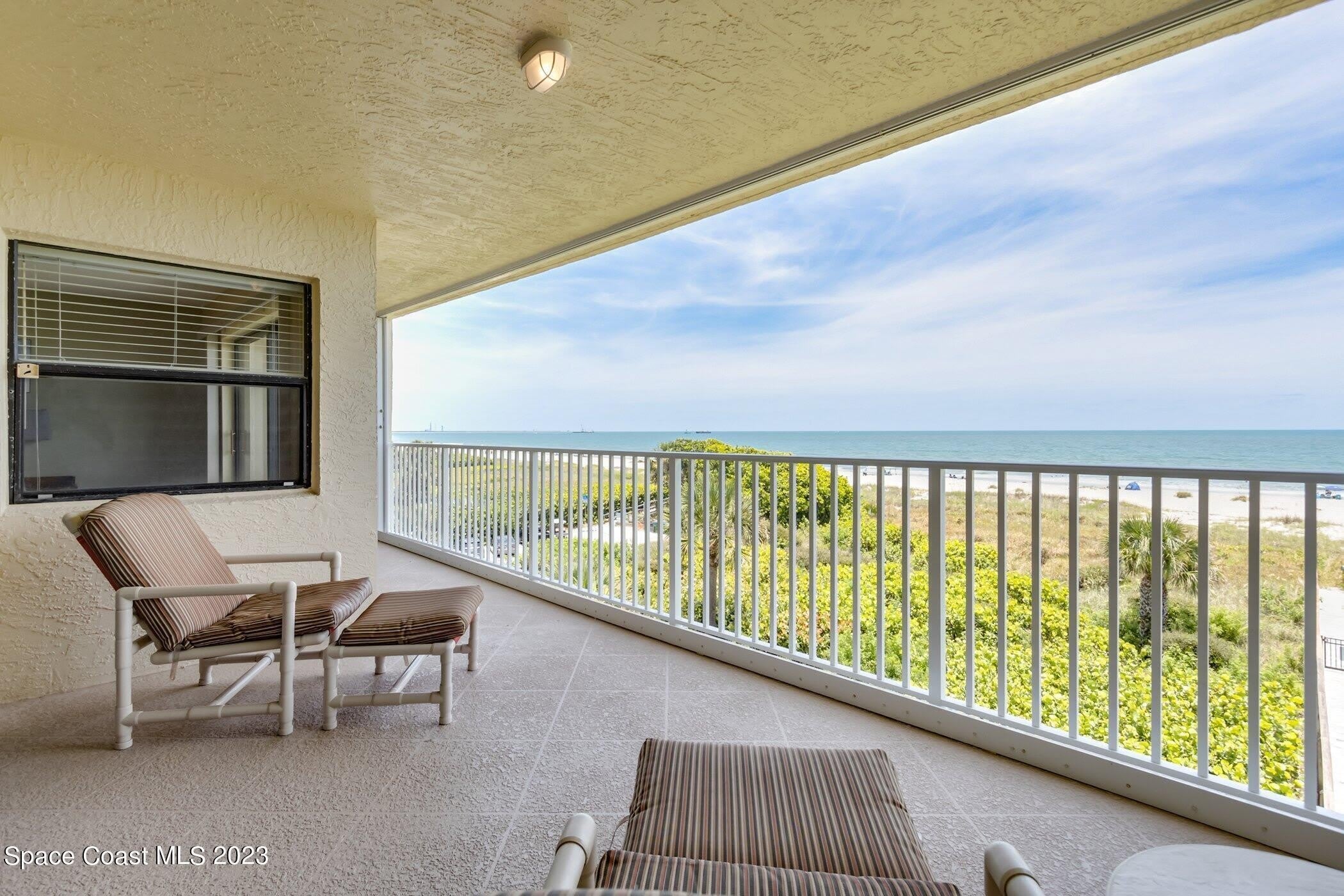 555 Harrison Avenue – photo 1