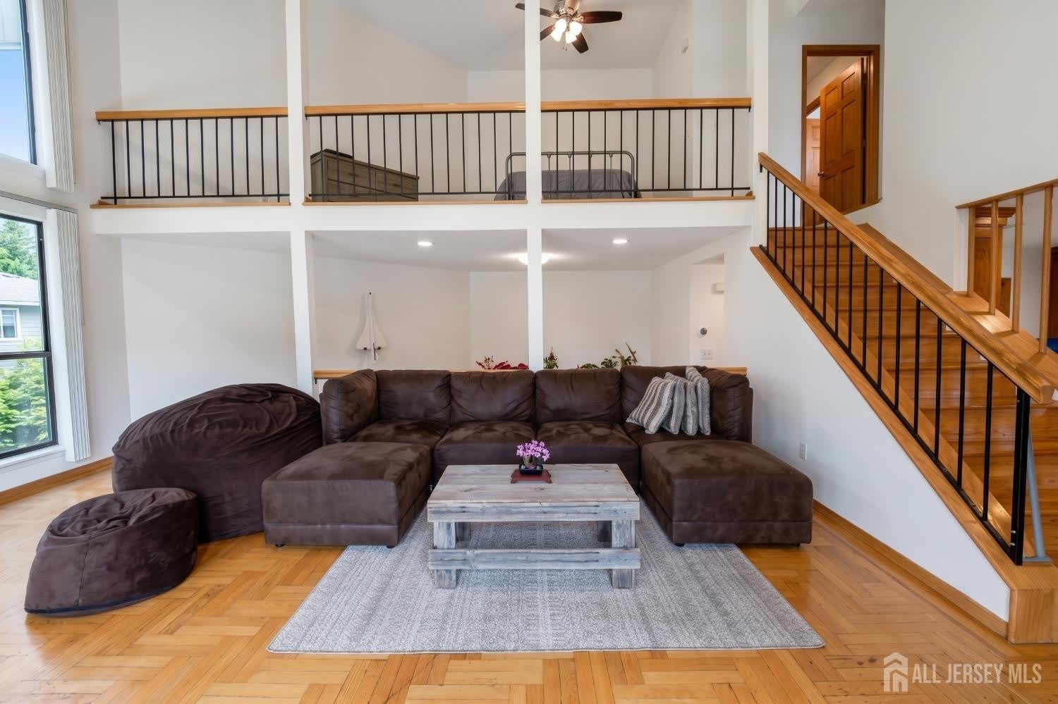 260 Westgate Drive – photo 4