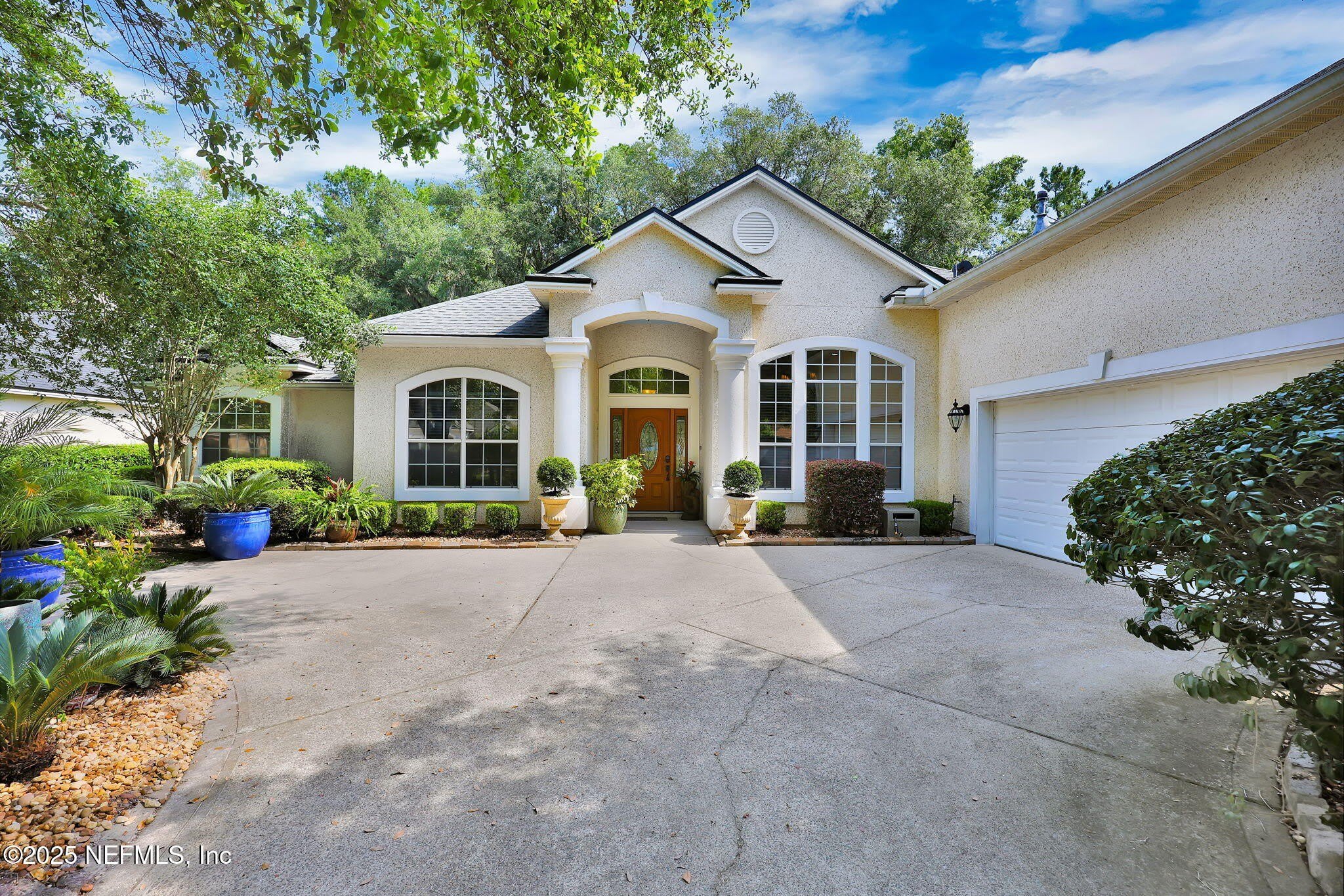 526 OAKMONT Drive – photo 4