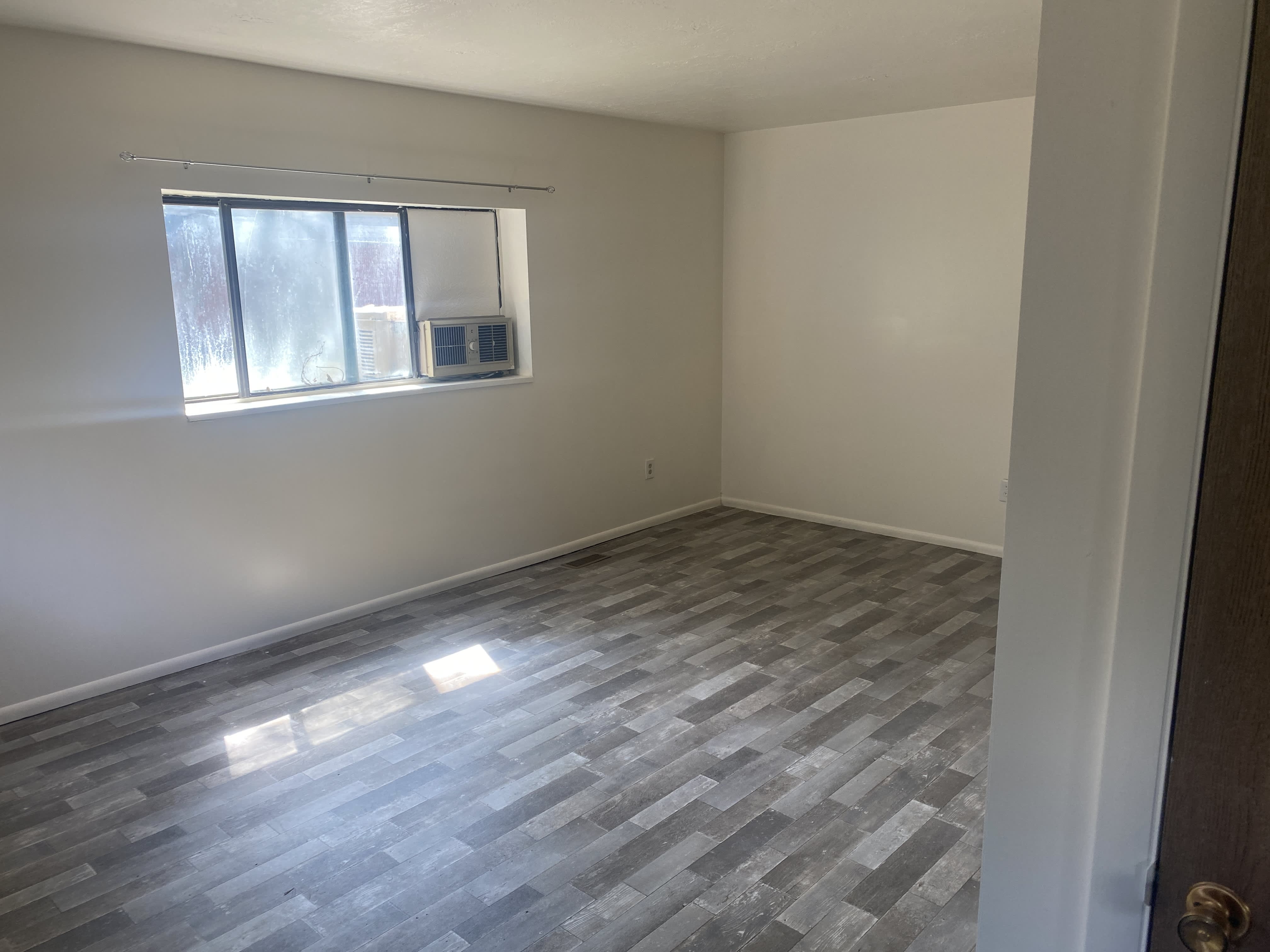 445 East 800 North Street – photo 2
