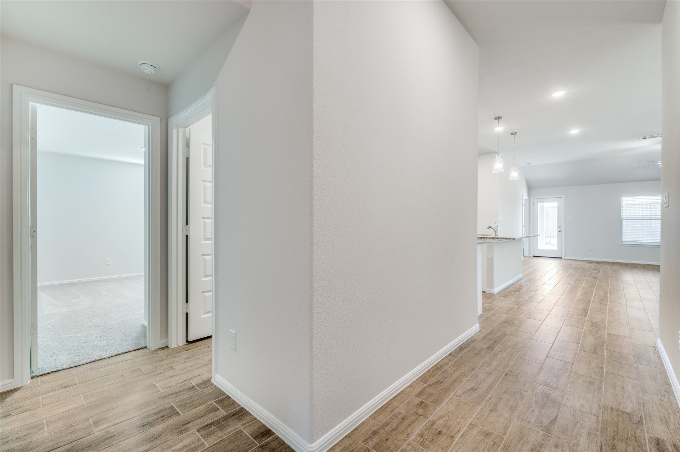 6445 Auburn Dale Road – photo 3