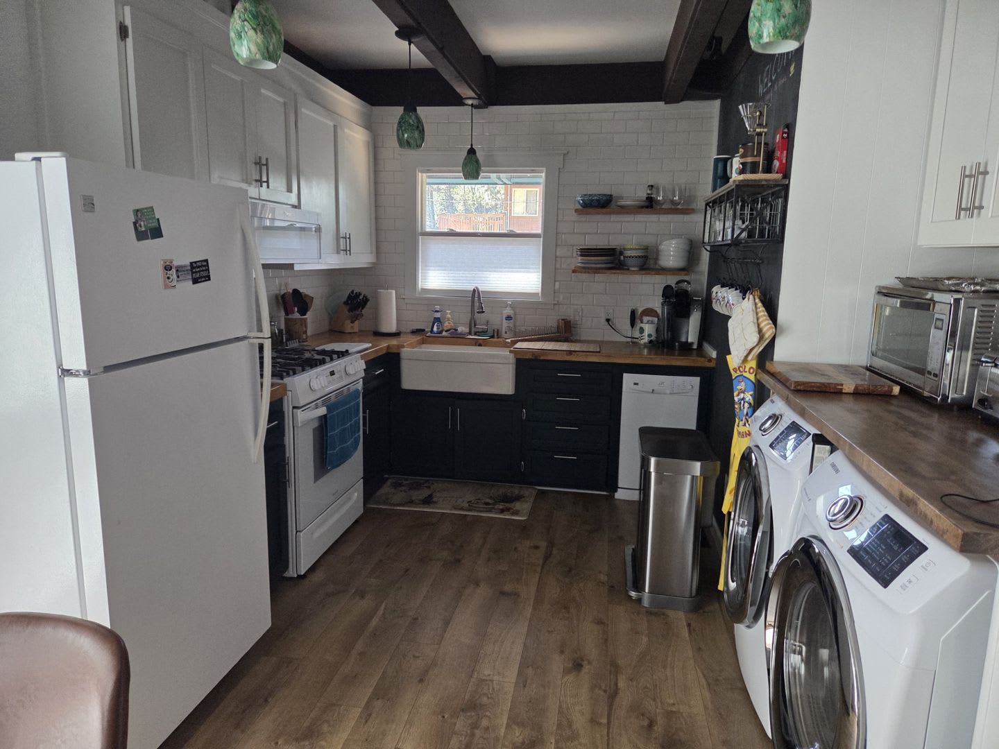 Quiet furnished cabin for ski lease – photo 2
