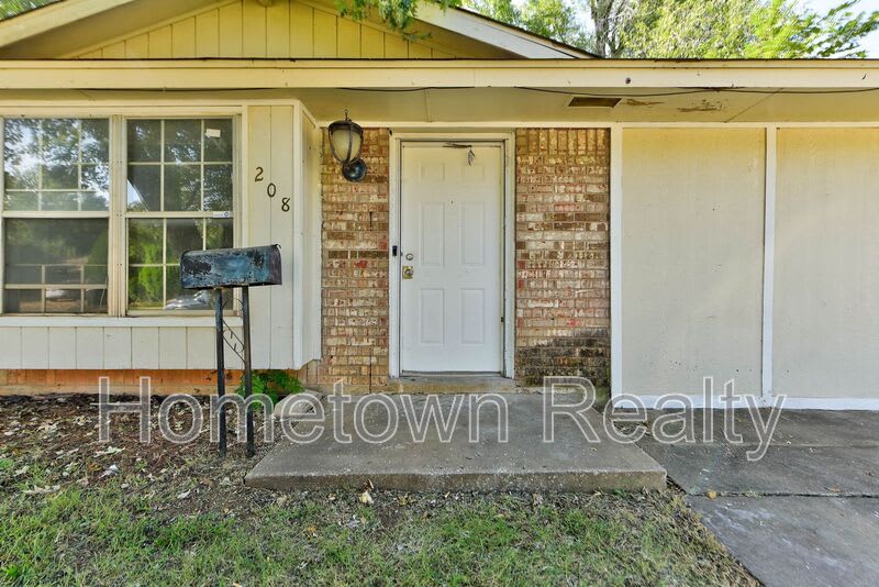 208 W Shadywood Drive – photo 3